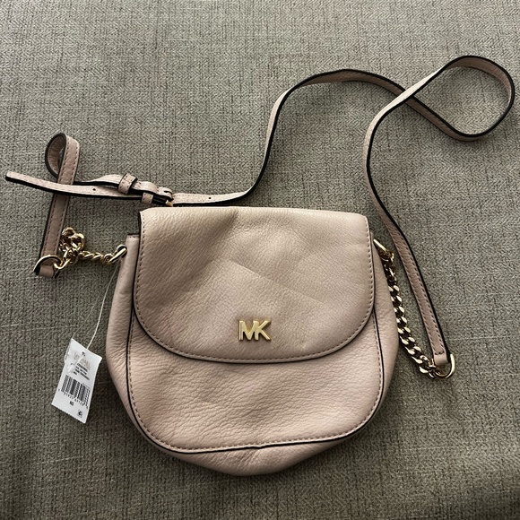 Michael Kors Leather Half Dome Crossbody in Soft Pink - Picture 1 of 2